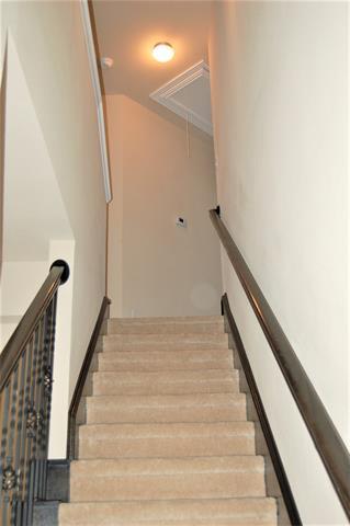 Building Photo - 142 Barrington Ln