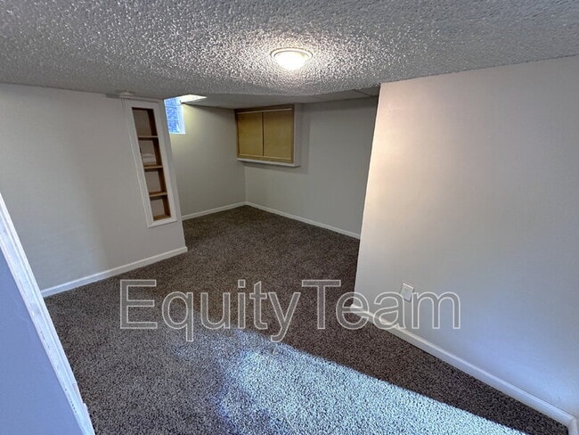 Building Photo - 4107 Sherwood Ave