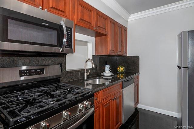 Building Photo - 150 Lake Pointe Dr