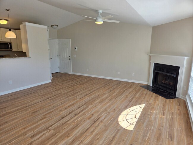 Building Photo - 634 Timberline Ridge Ln