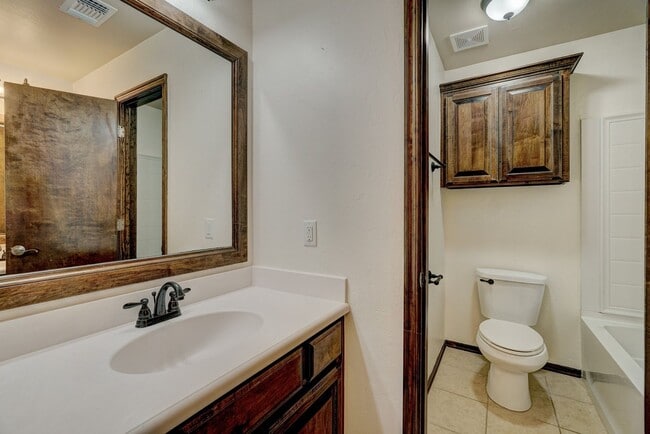 Building Photo - Stunning 4-Bedroom Home with Fireplace, Island Kitchen, 3-Car Garage & Large Backyard!