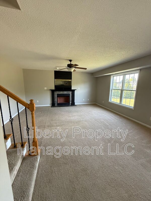 Building Photo - 2404 Camp Lejeune Ct