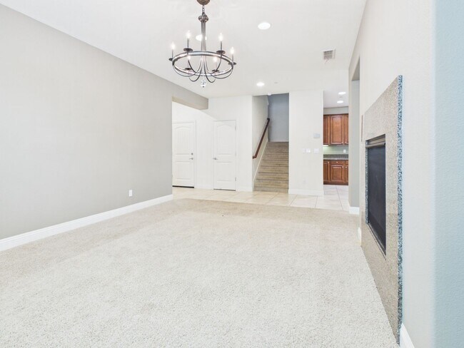 Building Photo - Spacious 5-Bedroom Solar Home in Blackstone with Resort Style Amenities