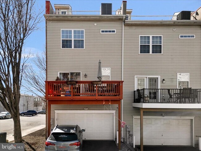 Building Photo - 2724 Harris Ln