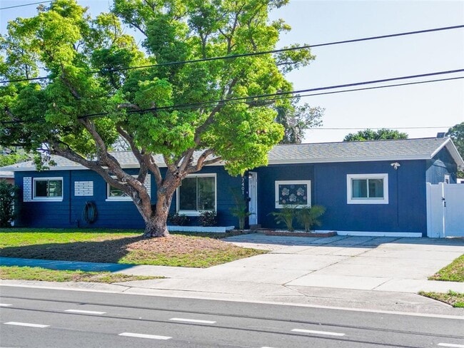 Building Photo - 7401 16th St N