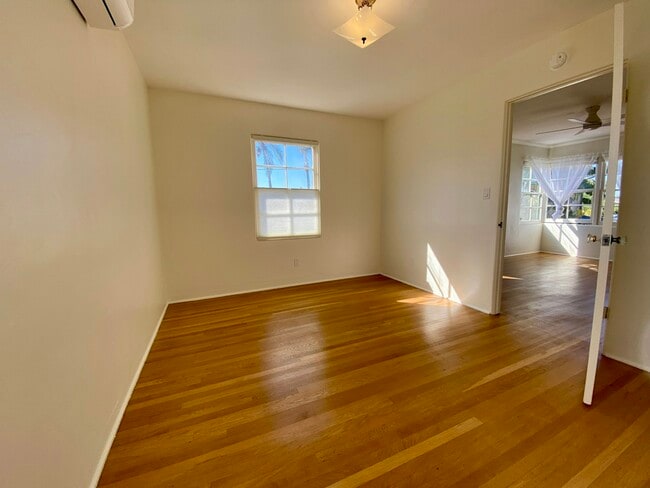 Building Photo - 2815 Capps St