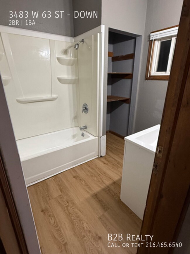 Building Photo - 3483 W 63rd St