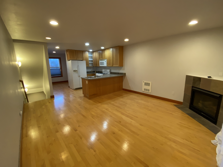Mid floor - 708 15th Ave