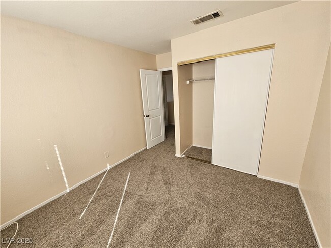 Building Photo - 1216 Lucia Dr