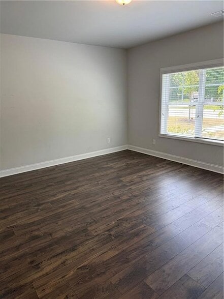 Building Photo - 1202 Ainsworth Alley