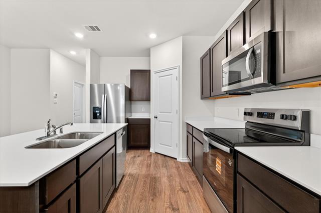 Building Photo - 331 Clematis St