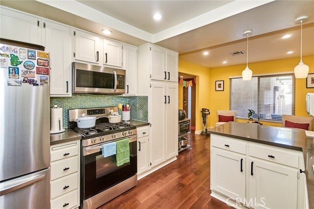 Building Photo - 531 Juniper Way