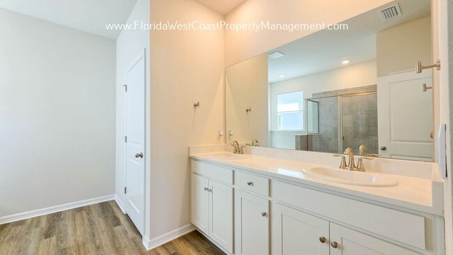 Building Photo - BRAND NEW BUILD! 4 bedroom/2.5 BATH HOME IN SILVERSTONE NORTH-PALMETTO! AVAILABLE NOW!