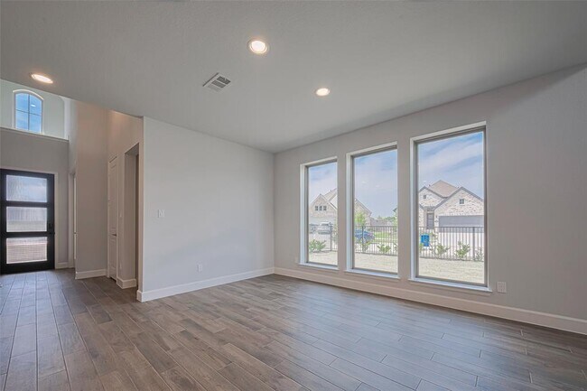 Building Photo - 11430 Bush Clover Dr