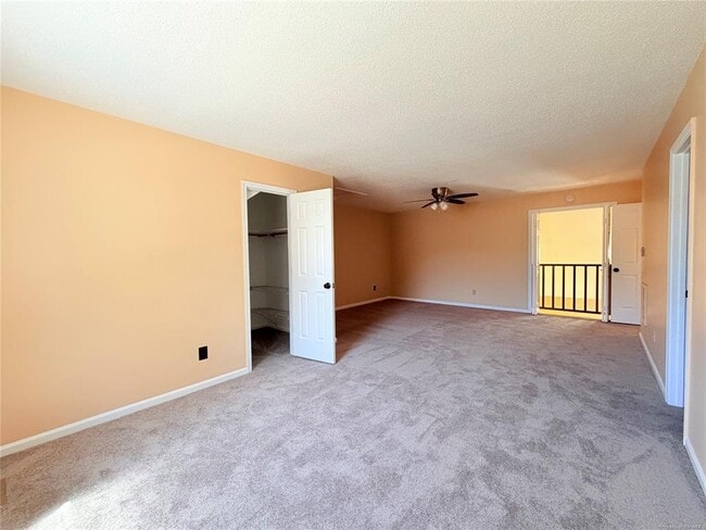 Building Photo - 5302 Aden Ct