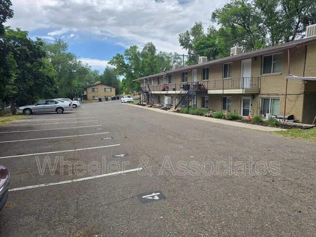 Building Photo - 3070 Eccles Ave