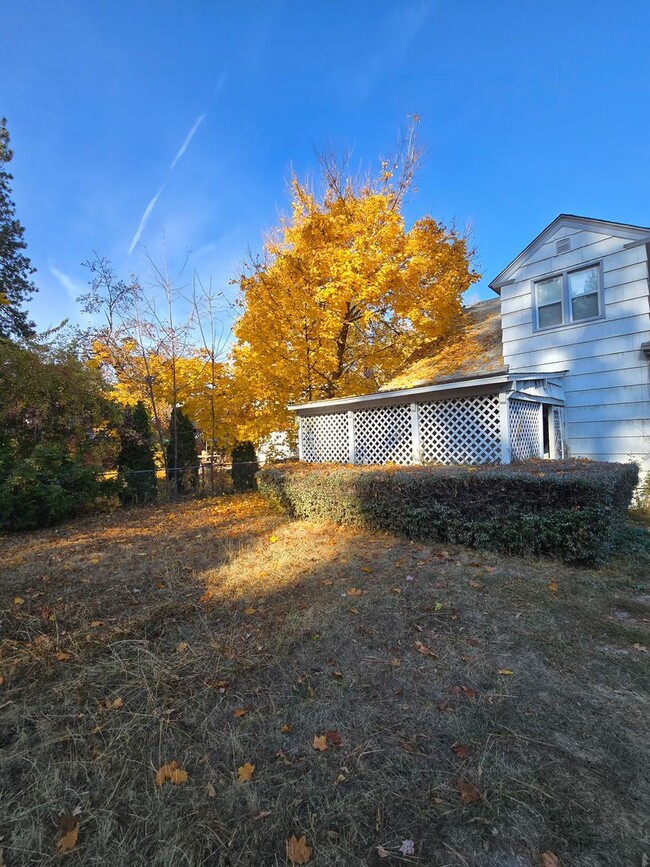 Building Photo - Perry Dist area 4 bedroom home