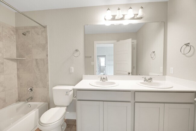 Building Photo - 3308 Bristol Motor Pass