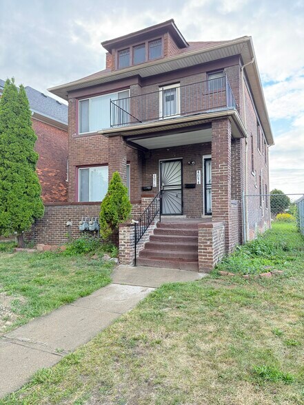 Building Photo - 4074 Virginia Park St