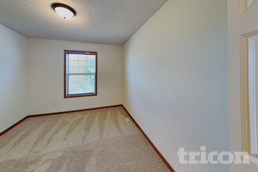 Building Photo - 2405 Stonecrest Path NW