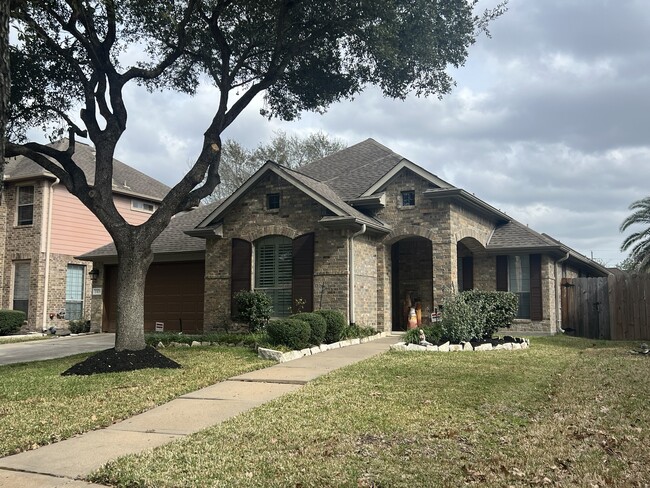 Building Photo - 23127 Enchanted Cactus Dr