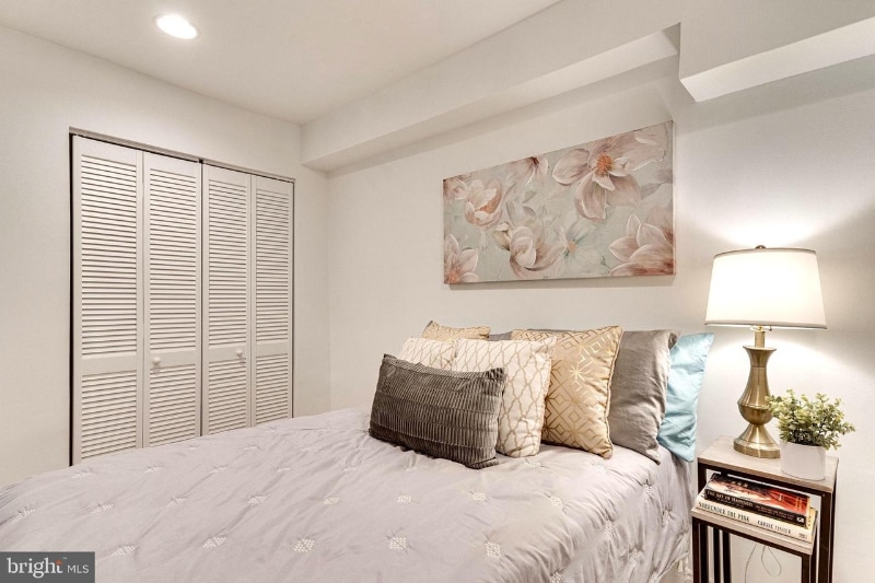 Building Photo - 222 Florida Ave NW