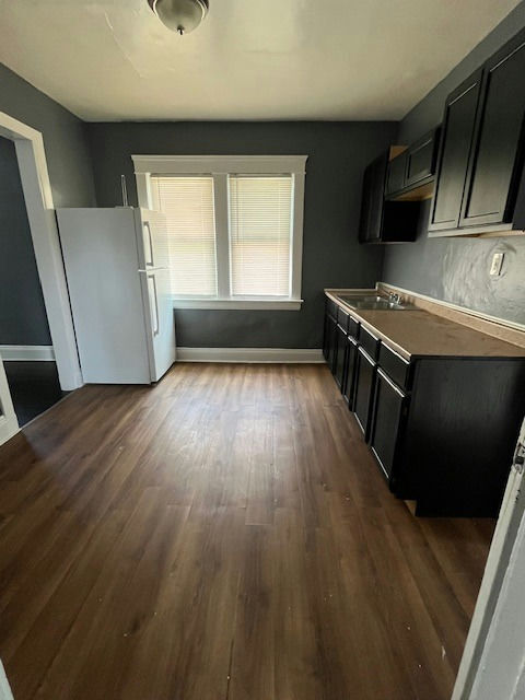 Building Photo - 3079 E 130th St