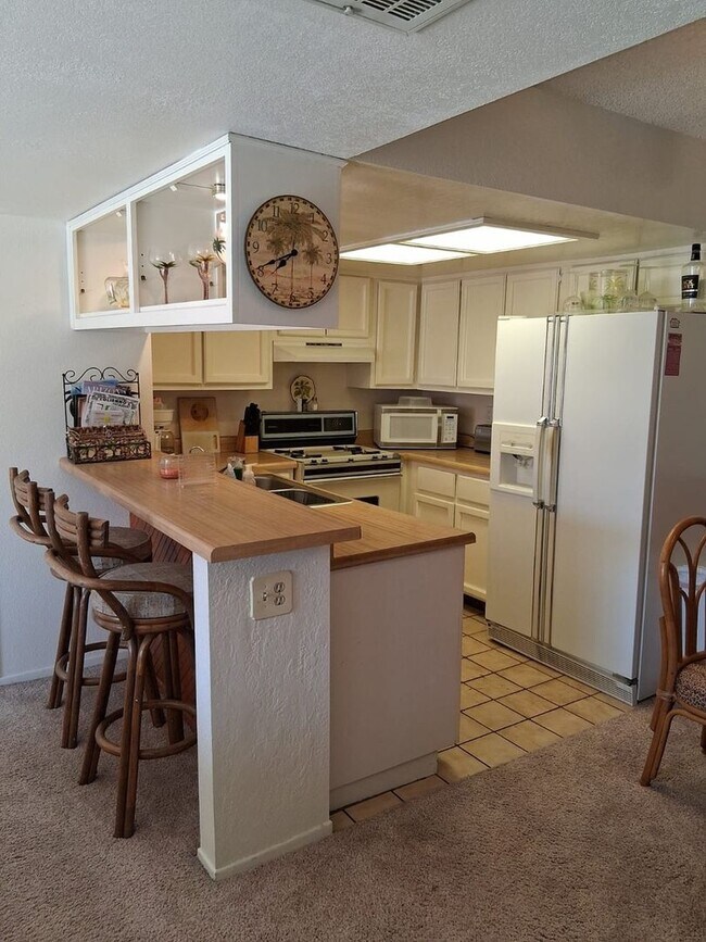Building Photo - Dream Riverfront 2BR Condo in Bullhead City