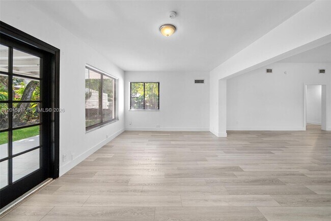 Building Photo - 7525 Adventure Ave