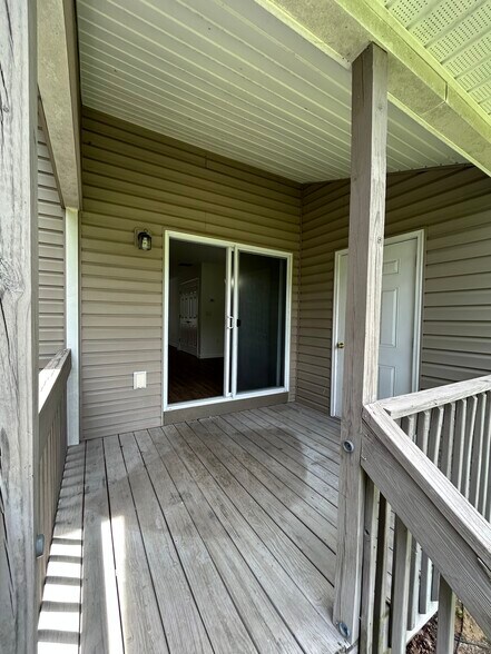 Building Photo - 53 Meadow Glen Ct