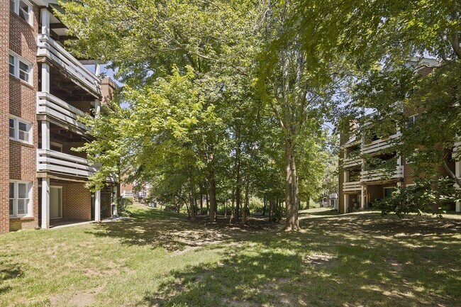 Building Photo - 3151 Covewood Ct