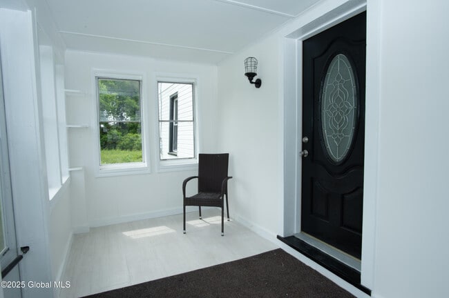 Building Photo - 798 NY-29