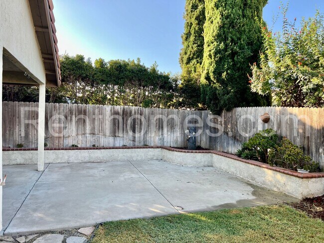 Building Photo - 227 Ocotillo Pl