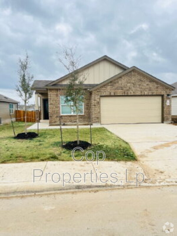 Building Photo - 742 Haas Wy