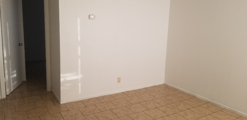 Building Photo - 4222 Woodmanor Dr