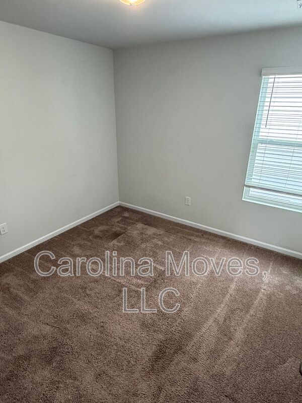 Building Photo - 649 Millsgate Cir