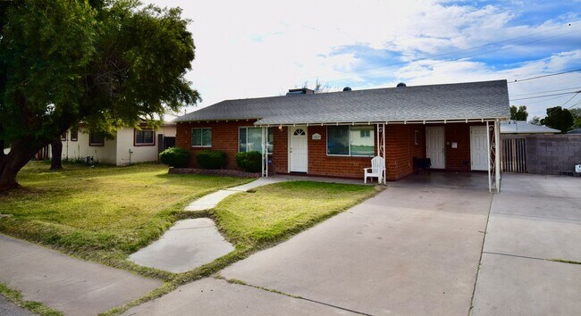Building Photo - Cute 3 bedroom 2 bath Mesa home!