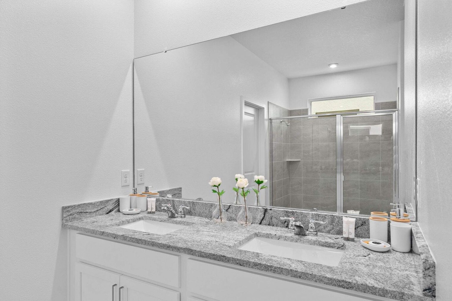 Building Photo - 9125 Coastal Reef Wy