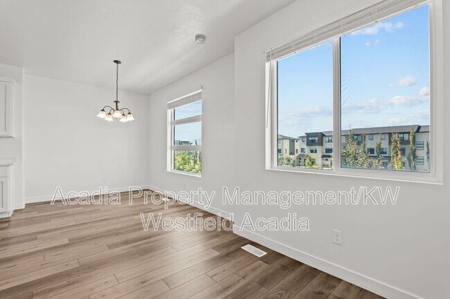 Building Photo - 419 Wood Stream Rd