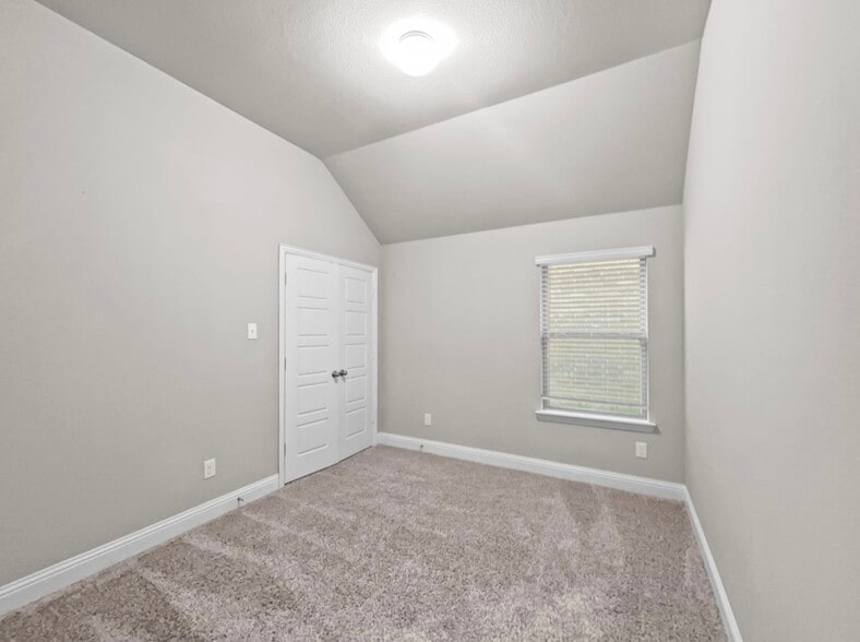 Building Photo - 3712 Heather Meadows Dr