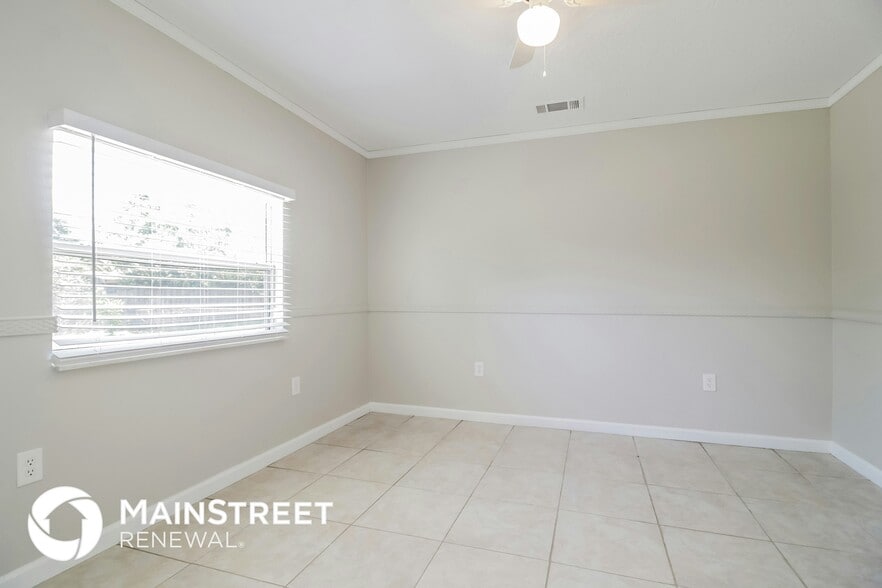 Building Photo - 6054 Cardiff Ave