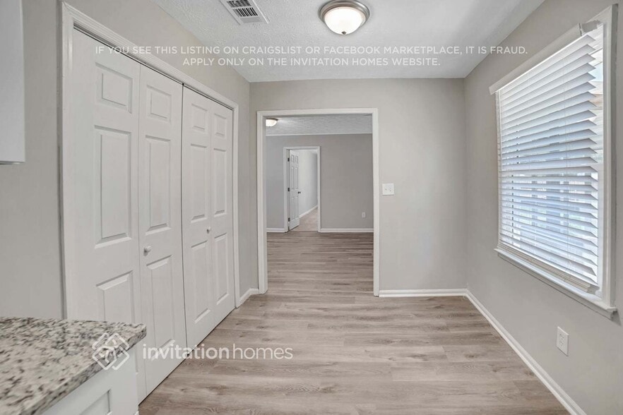 Building Photo - 568 Patterson Rd SW