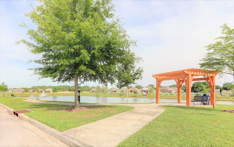 Building Photo - 100 Pettigrove Dr