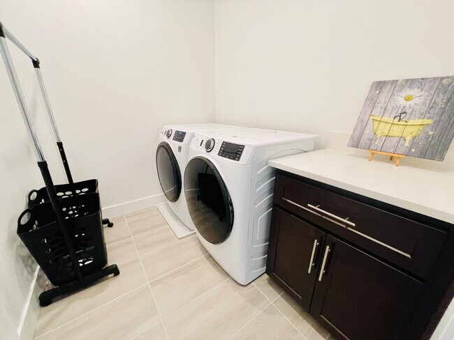 Building Photo - 2769 Moonshell Ln