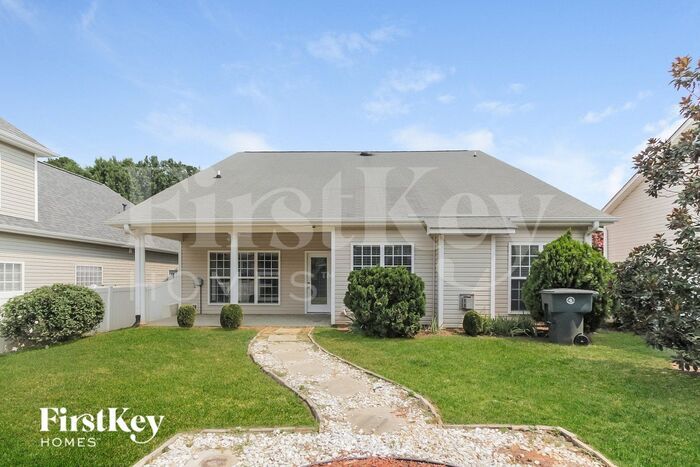 Building Photo - 104 Ivy Creek Ln