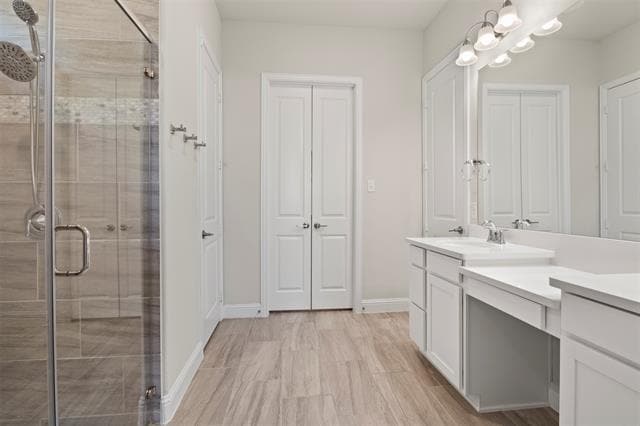 Building Photo - 2205 Lexington Wy