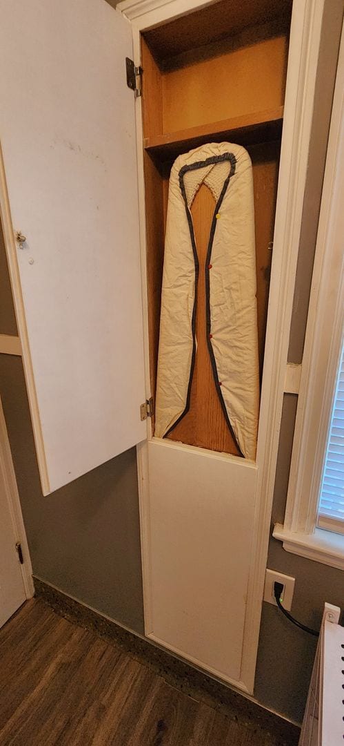 Building Photo - Big Discount! Beautiful, updated 4BR home with full unfin bsmt