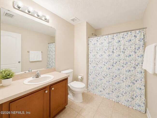Building Photo - 13687 Devan Lee Dr E