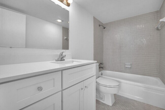 Building Photo - 777 S Federal Hwy