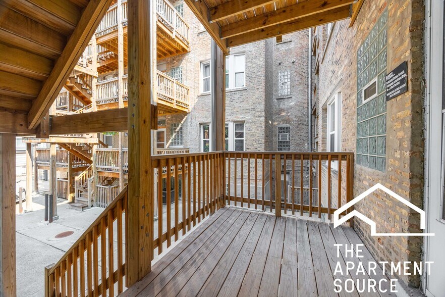 Building Photo - 2724 N Kimball Ave
